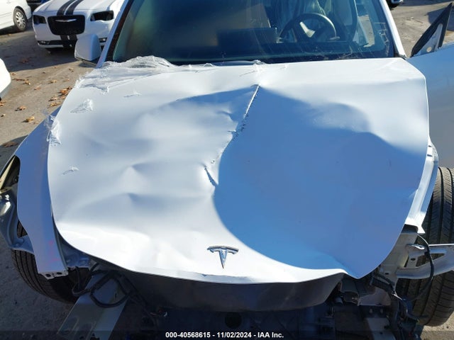 2020 TESLA MODEL Y 5YJYGDEF1LF050009 Photo 9