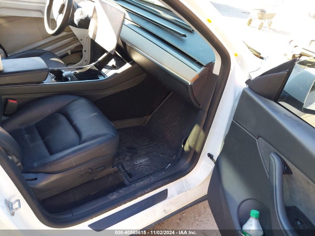 2020 TESLA MODEL Y 5YJYGDEF1LF050009 Photo 4