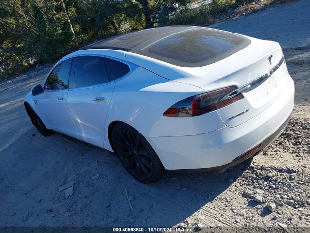 2016 TESLA MODEL S 5YJSA1E12GF129138 Photo 2