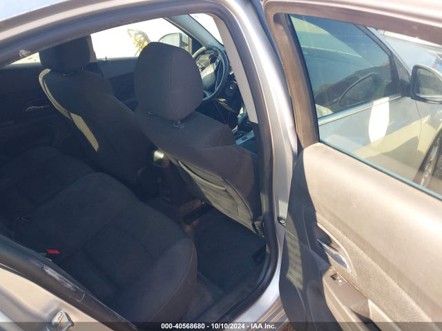 Chevrolet Cruze 1lt Auto 2015 1G1PC5SB0F7255841 Image 8