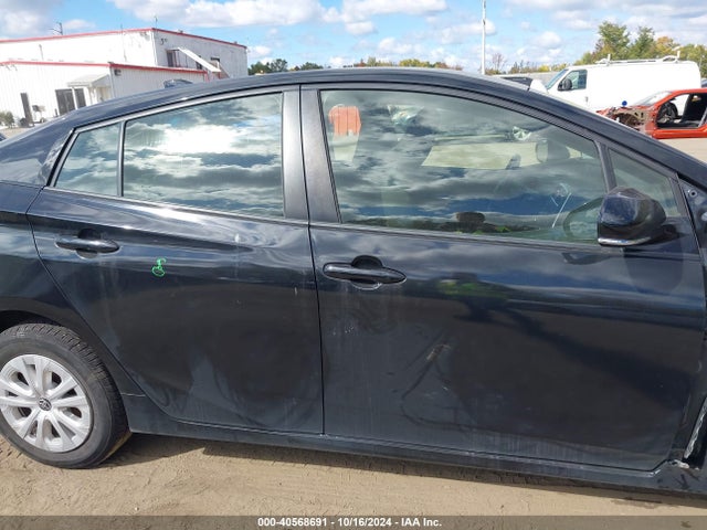 Toyota Prius Le 2020 JTDKARFU3L3114811 Image 13