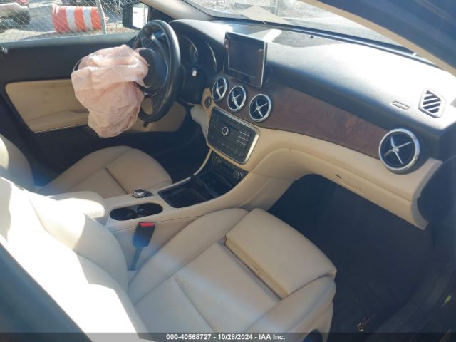 WDCTG4GB4GJ211160 Mercedes-Benz Gla 250 4matic