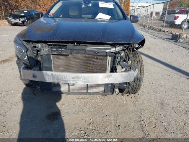 WDCTG4GB4GJ211160 Mercedes-Benz Gla 250 4matic