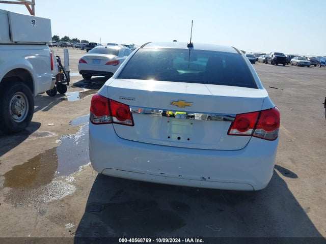 Chevrolet Cruze Ls Auto 2015 1G1PA5SH2F7164158 Image 17