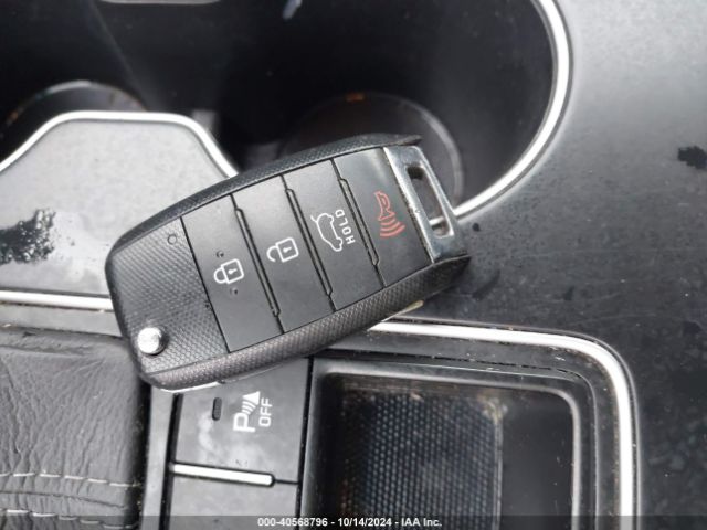 5XYPG4A31HG279376 KIA Sorento 2.4l Lx