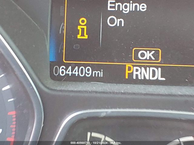 1FADP3F25JL324767 Ford FOCUS SE