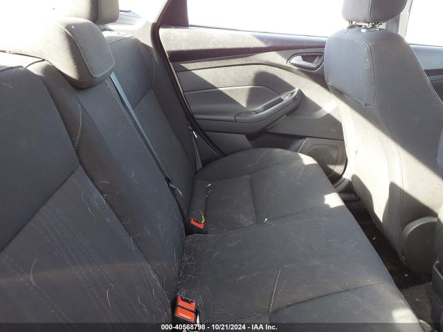 1FADP3F25JL324767 Ford FOCUS SE