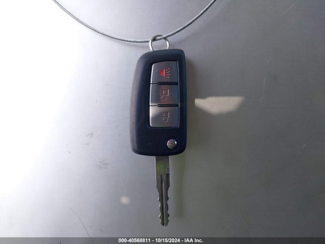 Nissan ROGUE S 2017 KNMAT2MV8HP510743 Image 11