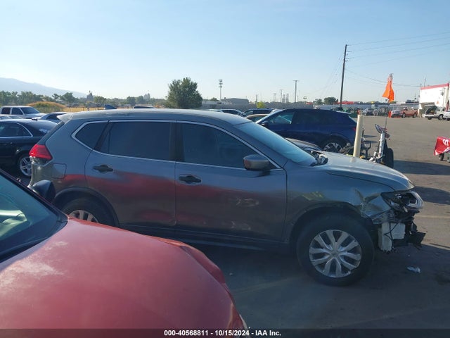 Nissan ROGUE S 2017 KNMAT2MV8HP510743 Image 13