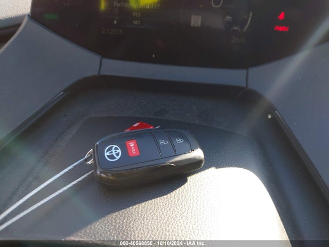 Toyota Prius Le 2024 JTDACAAU6R3015861 Image 11