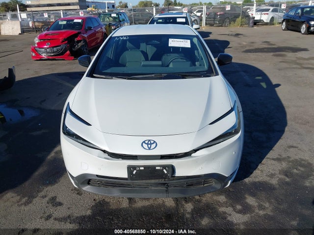 Toyota Prius Le 2024 JTDACAAU6R3015861 Image 12