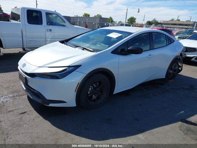 Toyota Prius Le 2024 JTDACAAU6R3015861 Image 2