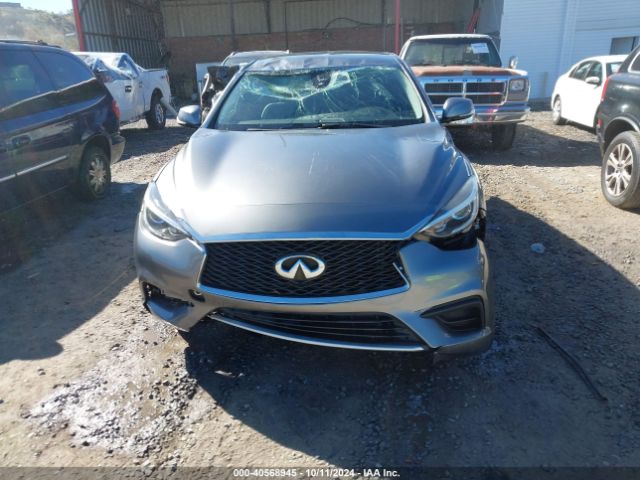 SJKCH5CP2JA056686 Infiniti Qx30 Luxury