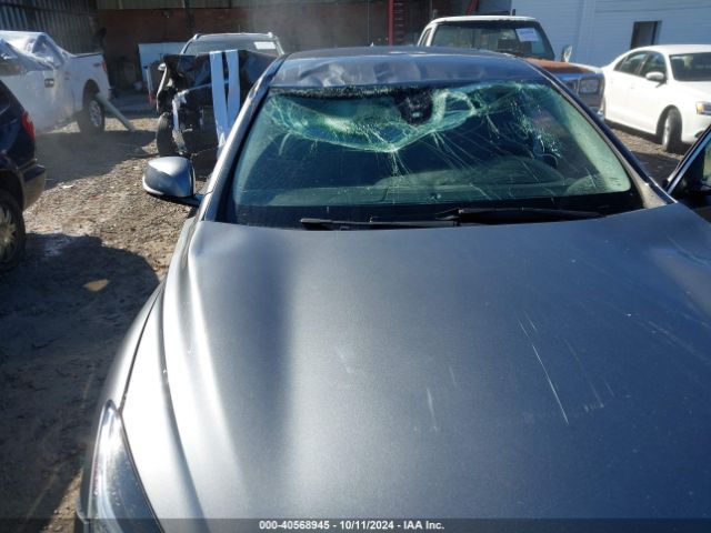 SJKCH5CP2JA056686 Infiniti Qx30 Luxury