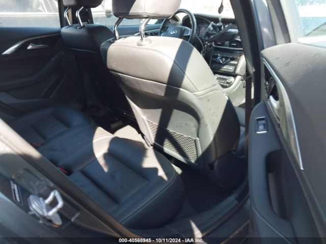 SJKCH5CP2JA056686 Infiniti Qx30 Luxury