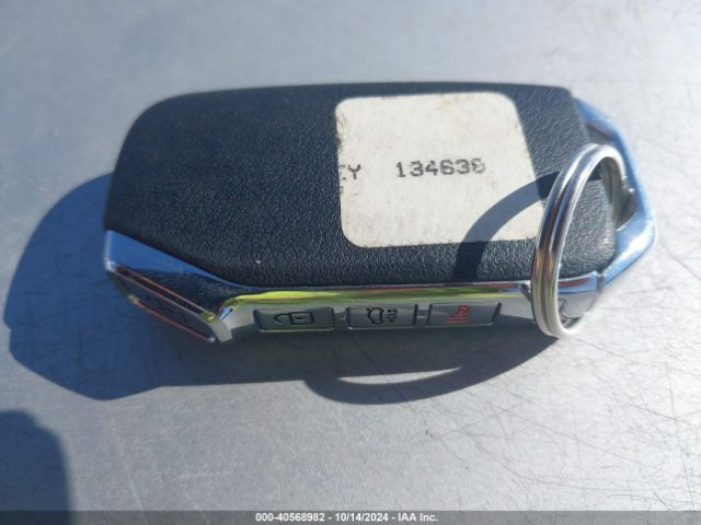 5XXG14J23NG134638 KIA K5 LXS