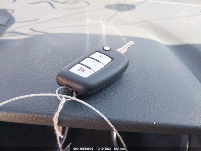 JN8AT2MT7GW013447 Nissan ROGUE S