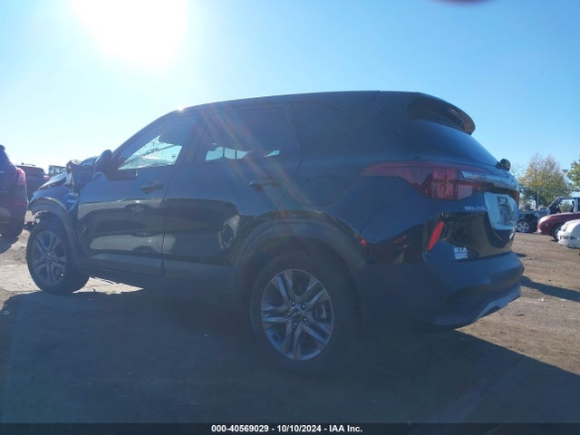 KIA Seltos Lx 2022 KNDEPCAA9N7235375 Image 3