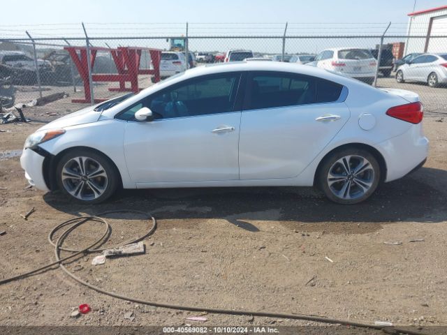 KNAFZ4A83G5593519 KIA FORTE EX