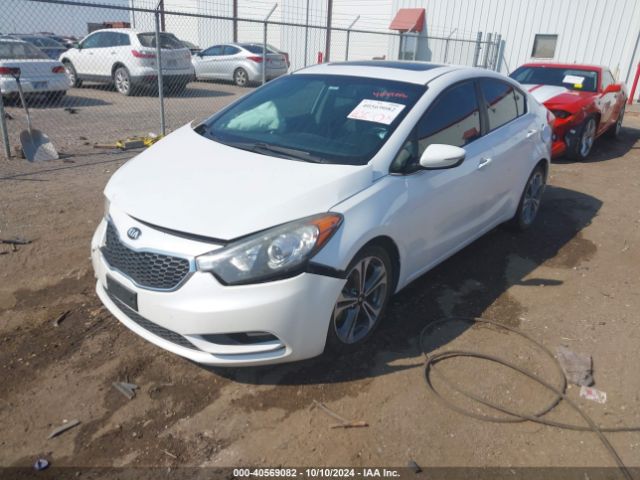 KNAFZ4A83G5593519 KIA FORTE EX