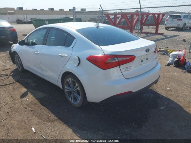 KNAFZ4A83G5593519 KIA FORTE EX