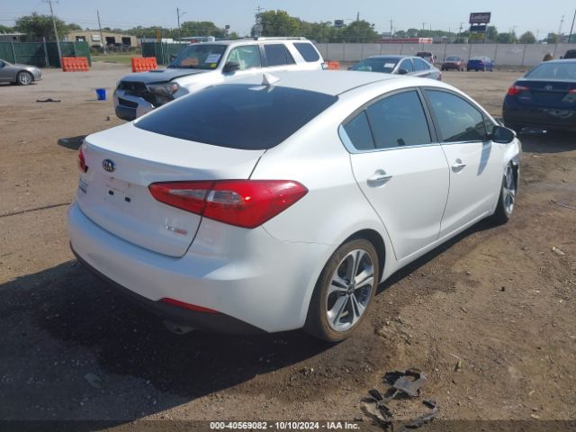 KNAFZ4A83G5593519 KIA FORTE EX