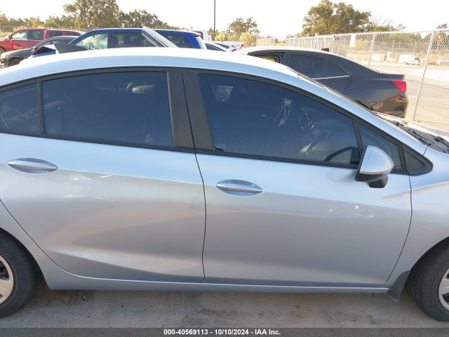 Chevrolet Cruze Ls Auto 2018 1G1BC5SM1J7225493 Image 14