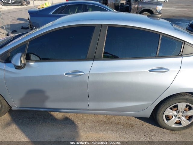 Chevrolet Cruze Ls Auto 2018 1G1BC5SM1J7225493 Image 15