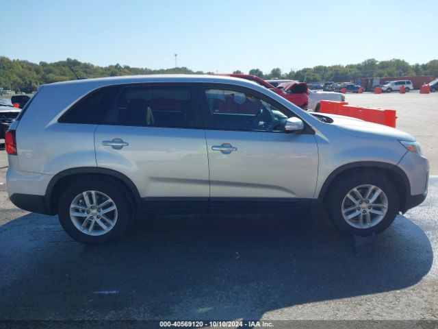 5XYKT3A65FG621208 KIA SORENTO LX
