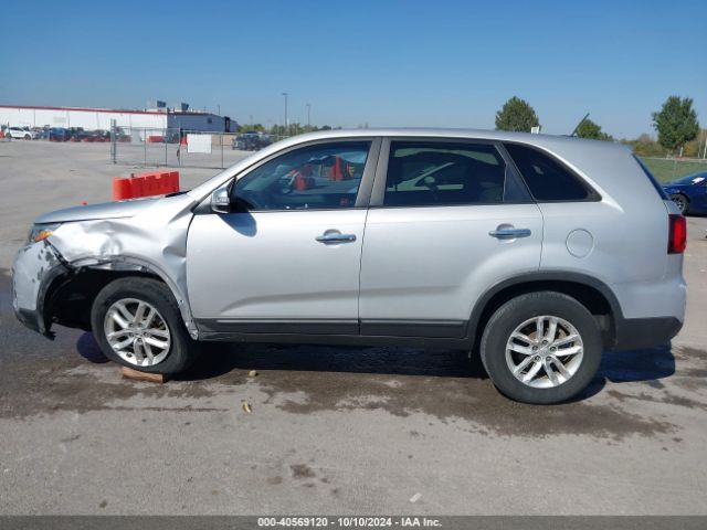 5XYKT3A65FG621208 KIA SORENTO LX