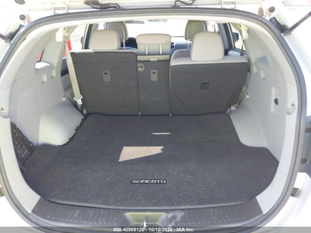 5XYKT3A65FG621208 KIA SORENTO LX