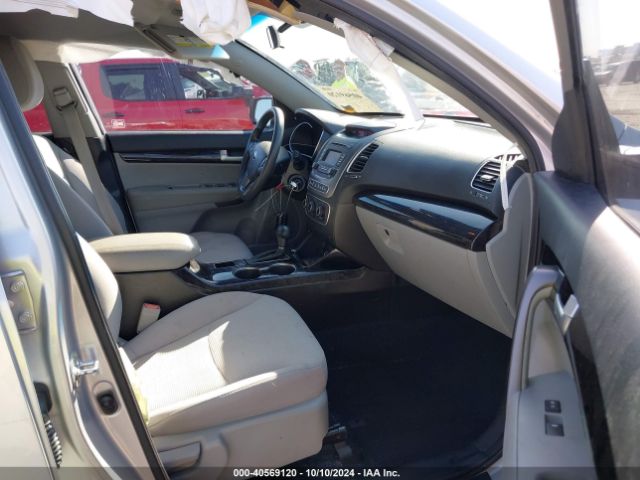 5XYKT3A65FG621208 KIA SORENTO LX