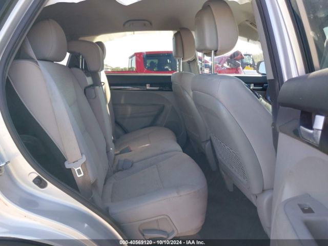 5XYKT3A65FG621208 KIA SORENTO LX