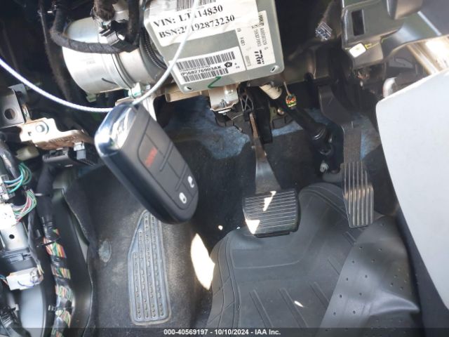 3C4NJCCB5LT114830 Jeep Compass Limited Fwd