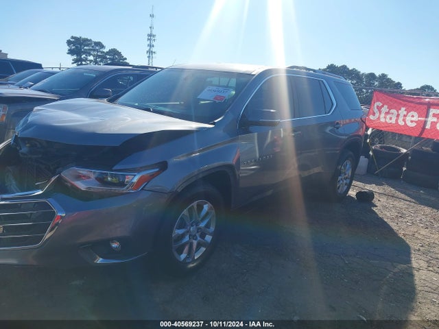 Chevrolet Traverse 1lt 2018 1GNERGKW6JJ259729 Image 2