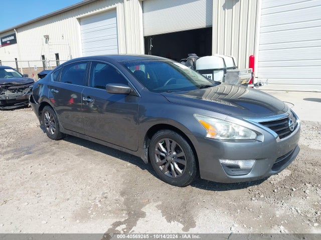 Nissan Altima 2.5 S 2015 1N4AL3AP1FN405052 Image 1