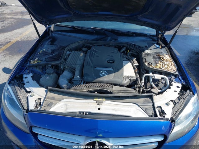 55SWF4JB1HU187065 Mercedes-Benz C 300 Luxury/sport