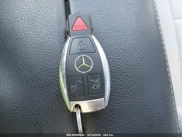 55SWF4JB1HU187065 Mercedes-Benz C 300 Luxury/sport