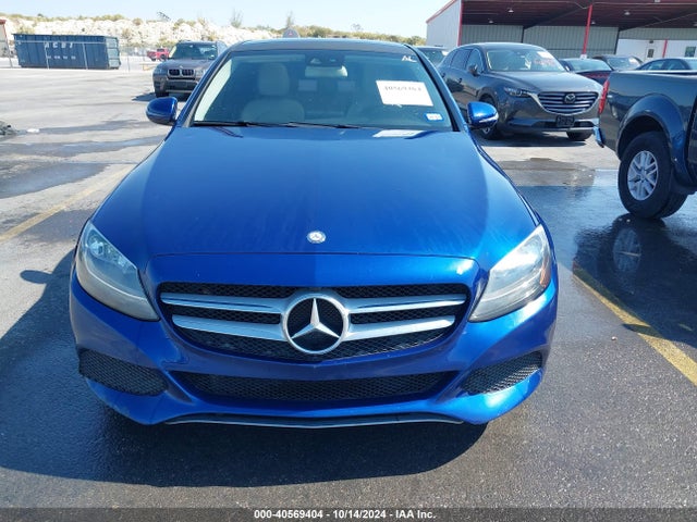 55SWF4JB1HU187065 Mercedes-Benz C 300 Luxury/sport
