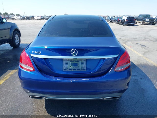 55SWF4JB1HU187065 Mercedes-Benz C 300 Luxury/sport