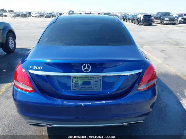 55SWF4JB1HU187065 Mercedes-Benz C 300 Luxury/sport