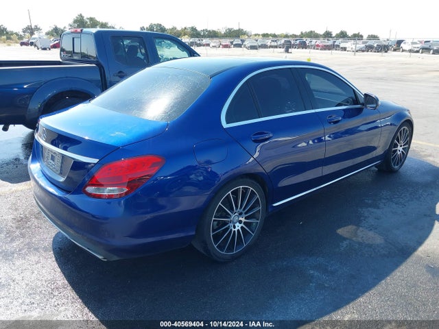 55SWF4JB1HU187065 Mercedes-Benz C 300 Luxury/sport