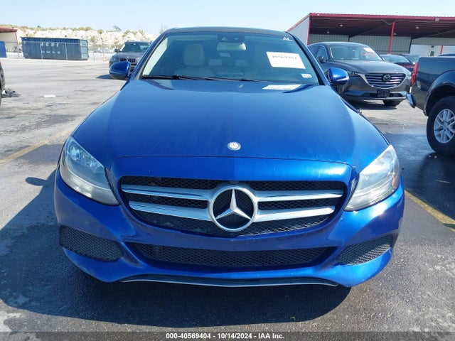 55SWF4JB1HU187065 Mercedes-Benz C 300 Luxury/sport