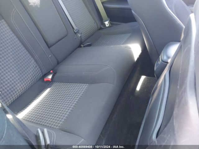 2C3CDZAG0GH107402 Dodge Challenger Sxt