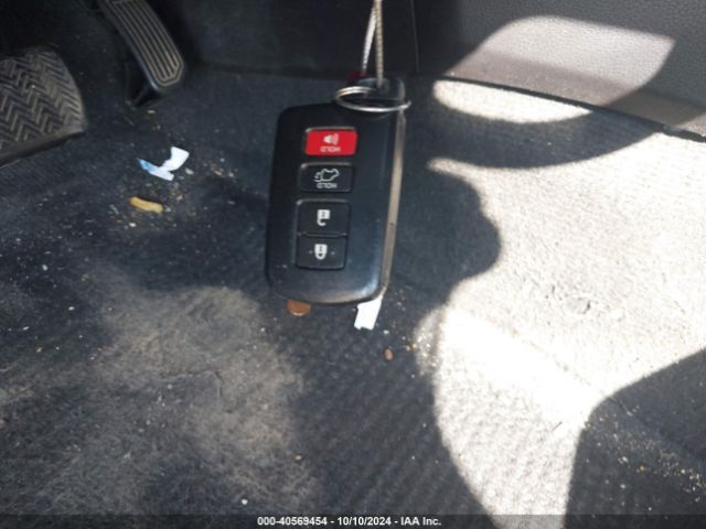 2T3WFREVXJW429953 Toyota Rav4 Adventure/xle