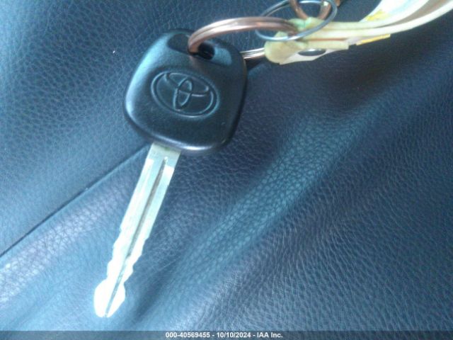 2T1BURHE2EC183738 Toyota COROLLA L