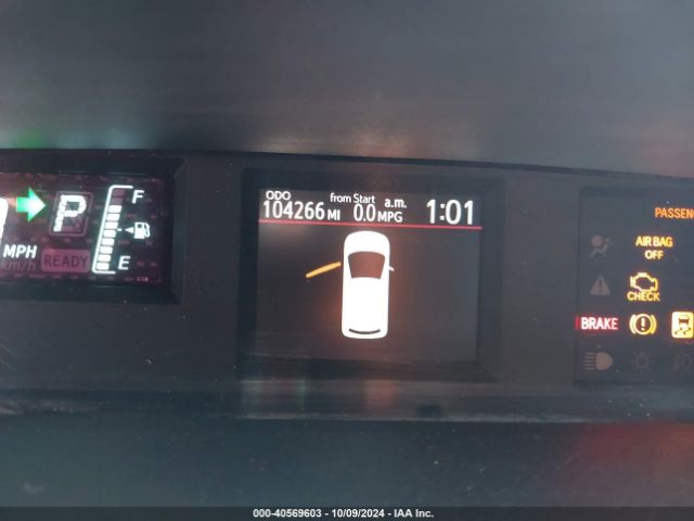 JTDKDTB33E1074889 Toyota Prius C Four