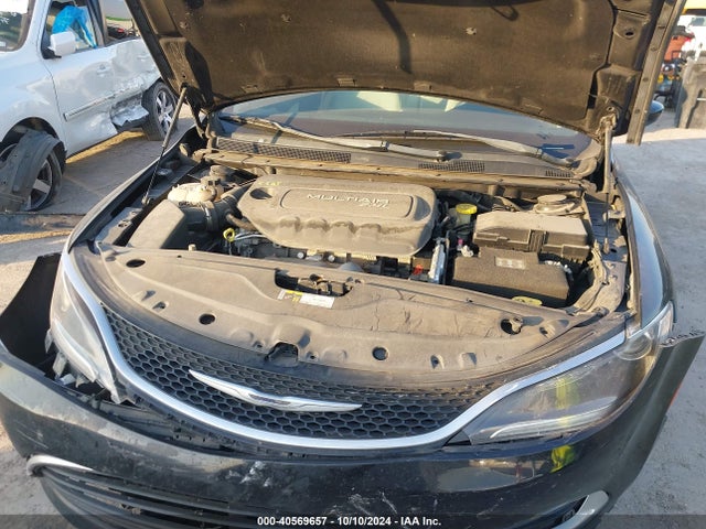 Chrysler 200 Limited 2016 1C3CCCAB7GN143986 Image 10