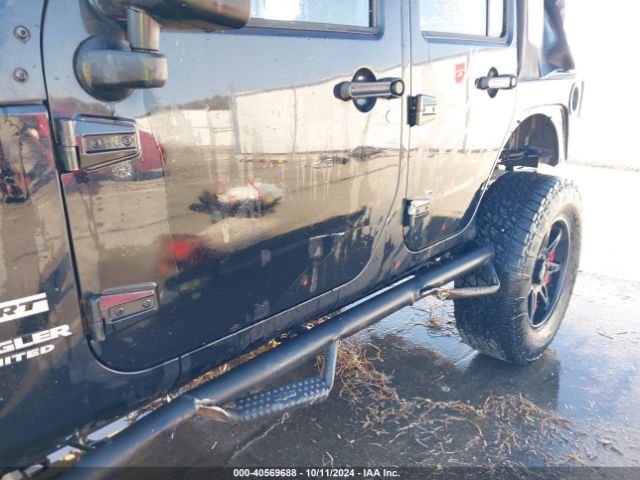 1C4BJWDG9FL641042 Jeep Wrangler Unlimited Sport