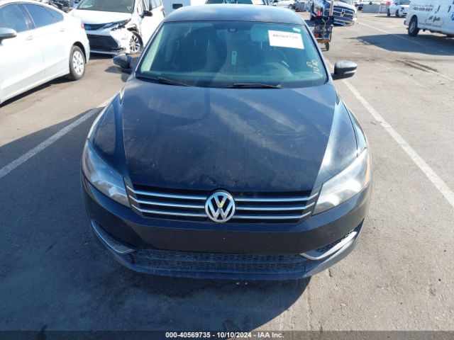 1VWAT7A30FC033226 Volkswagen Passat 1.8t S